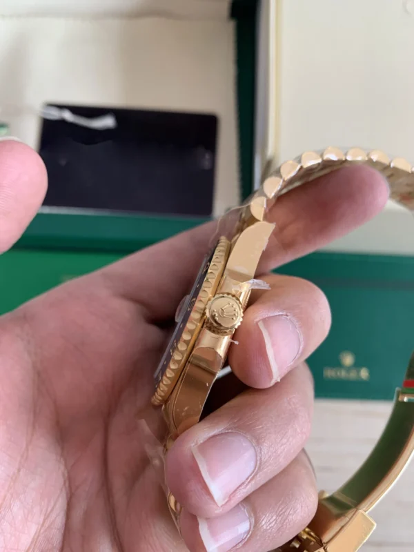 Superclone Rolex GMT-Master II Black Dial 126718GRNR - Image 3