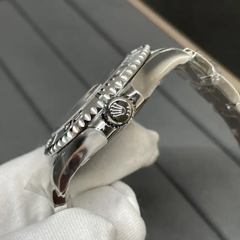 Superclone Rolex Yacht-Master Rhodium Dial 126622 - Image 7