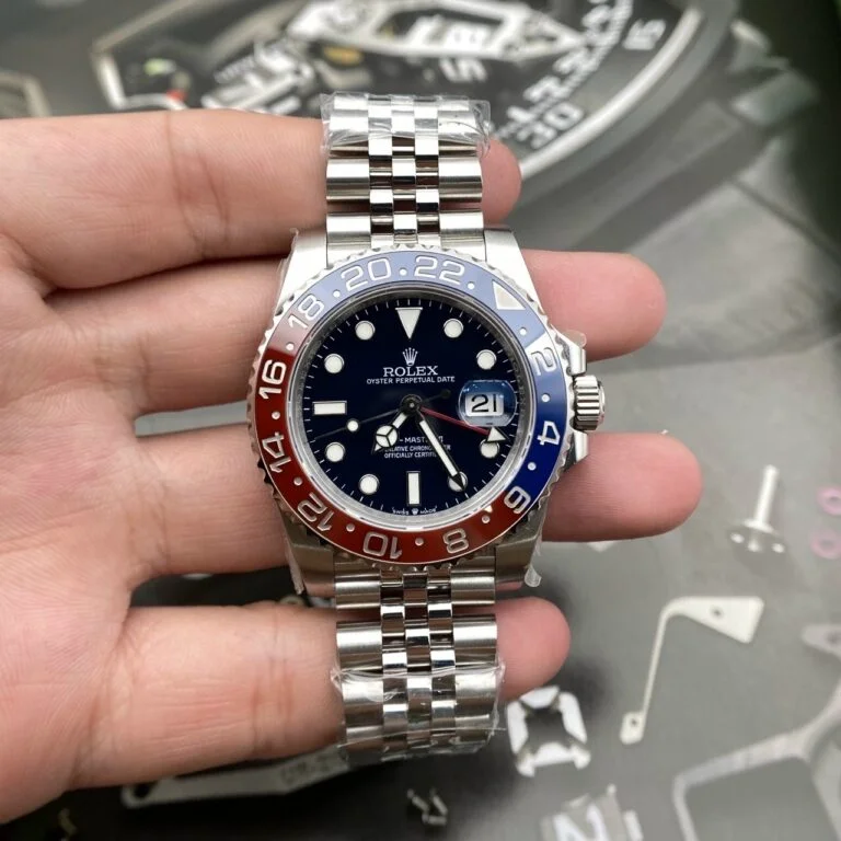 Superclone Rolex GMT-Master II 126710BLRO “Pepsi” Jubilee - Image 2